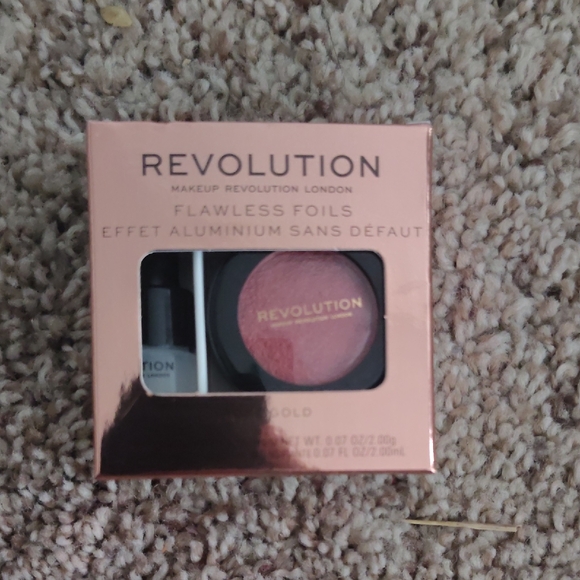 Revolution Other - Revolution London Flawless Foils in Rose Gold Bundle 6/$24